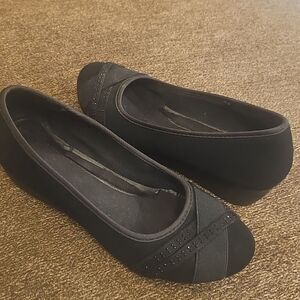 Elegant Black Women's Wedge Shoes Size 7.5 Chinese Laundry